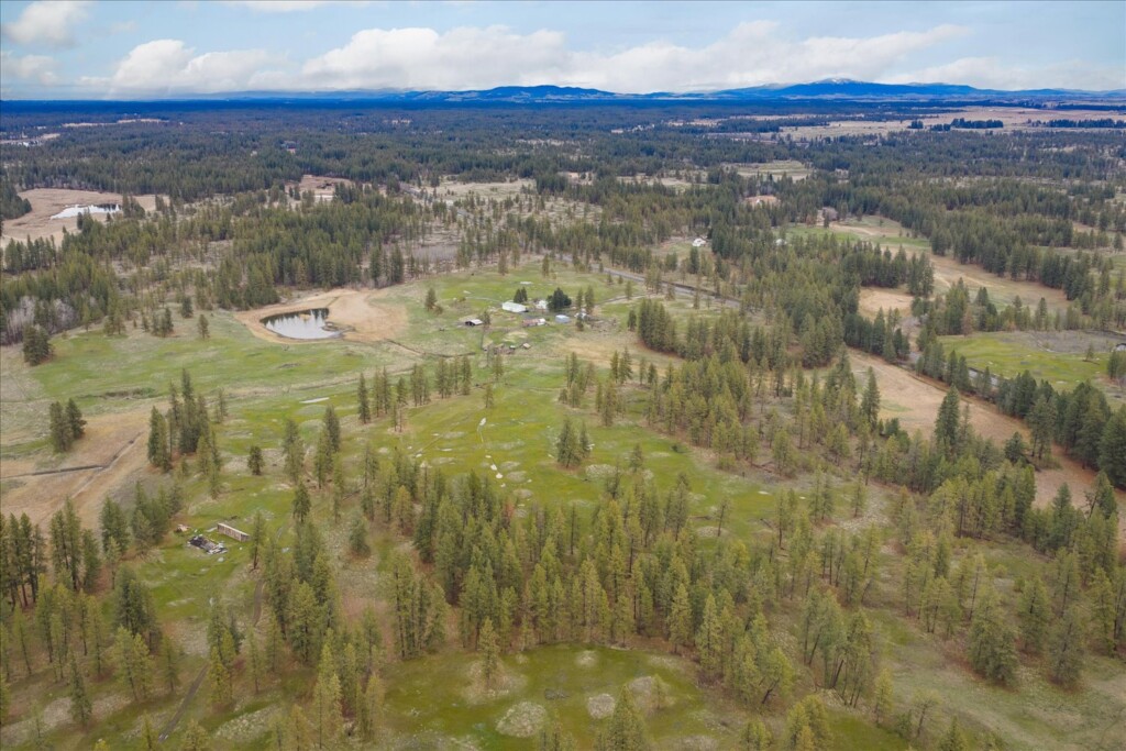 26-29105 S Cheney Plaza Rd-200